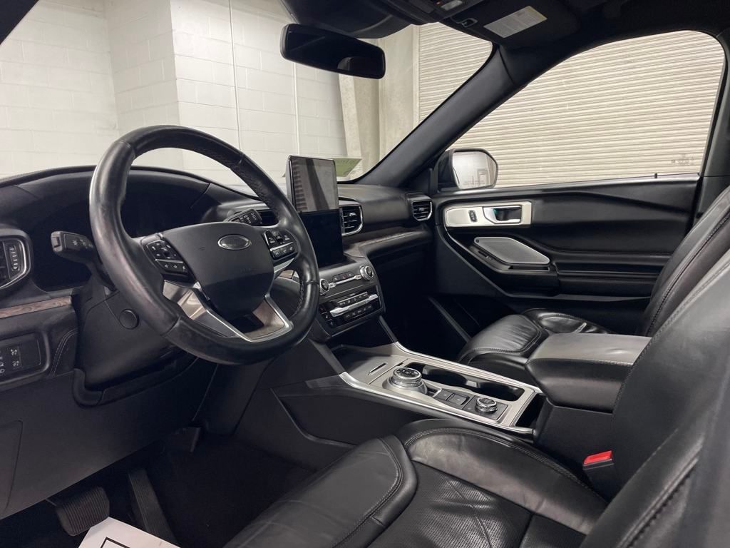 Certified Used 2020 Gray Ford Platinum image 6