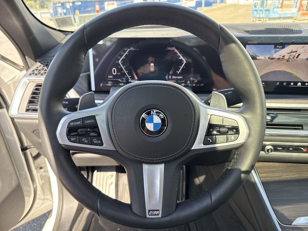 Thumbnail: 2026 BMW X6 - 11