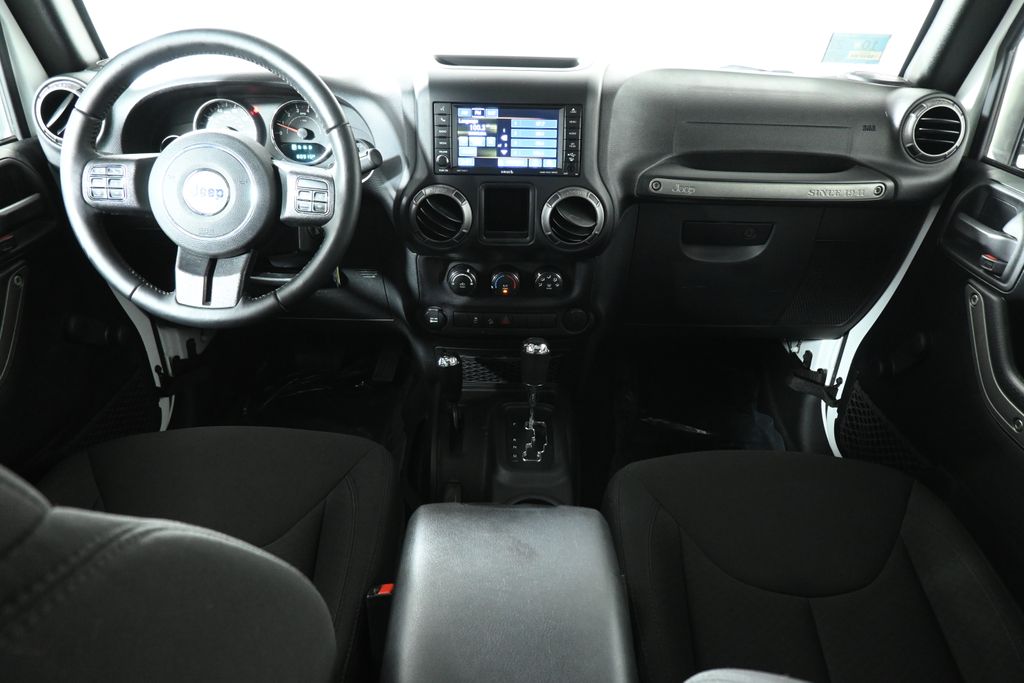 Thumbnail: 2018 Jeep Wrangler - 4