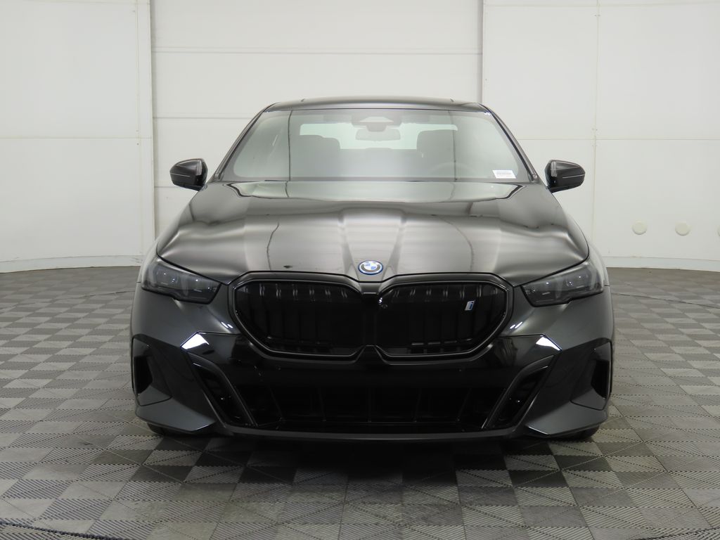 Thumbnail: 2026 BMW i5 - 2