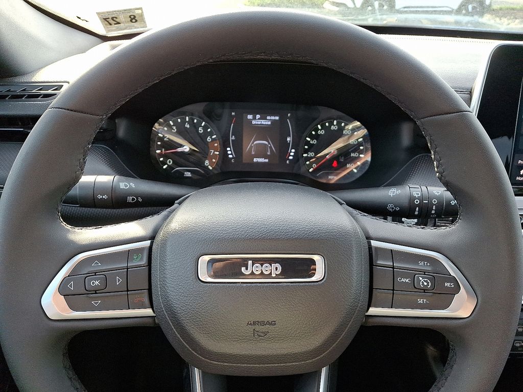 Thumbnail: 2022 Jeep Compass - 19