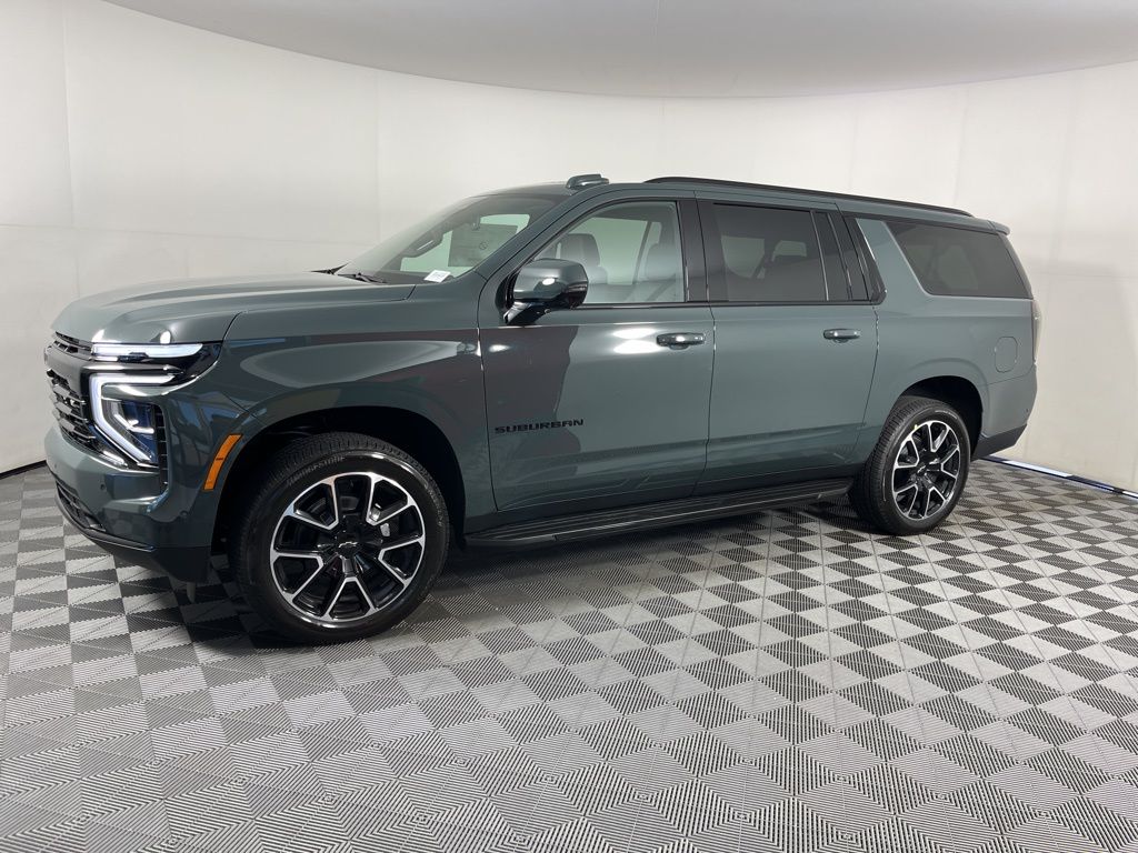 2025 Chevrolet Suburban RST 2