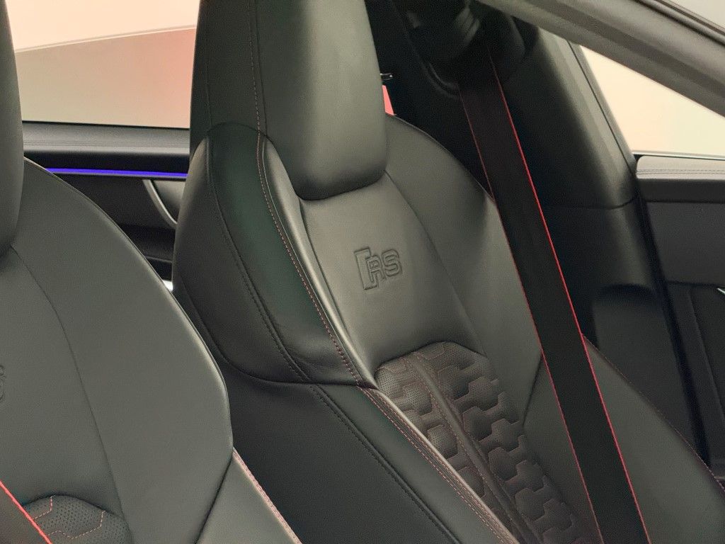 Thumbnail: 2023 Audi RS 7 - 31