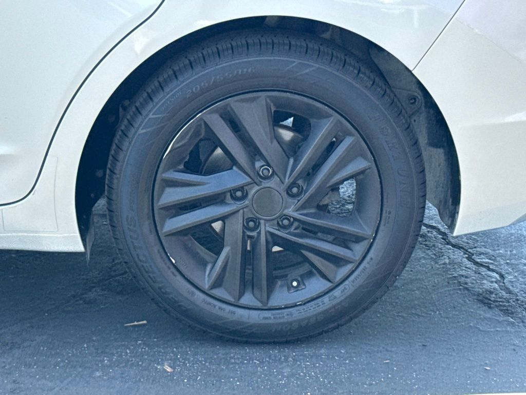 Used 2020 Hyundai Elantra Sedan