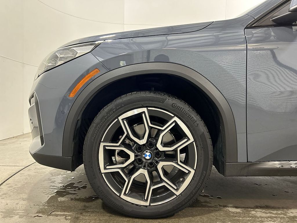 Thumbnail: 2025 BMW X2 - 10