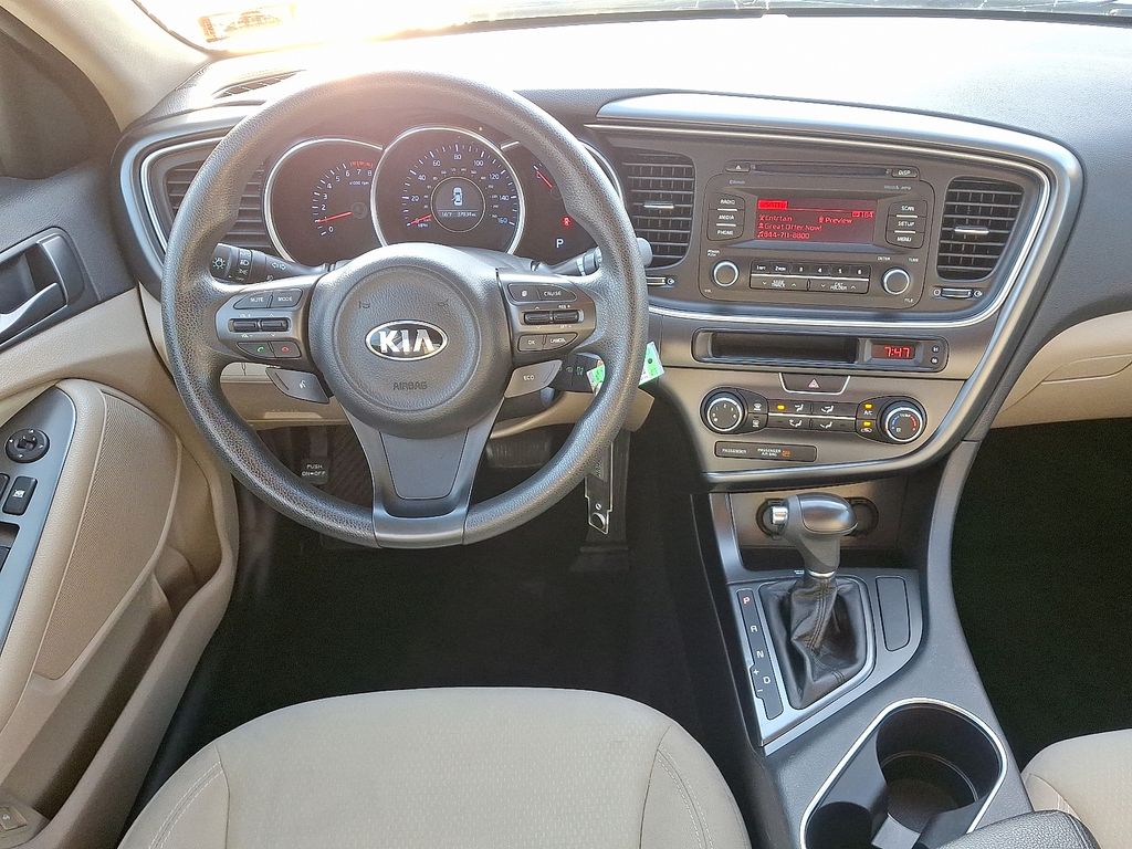 Thumbnail: 2015 Kia Optima - 11