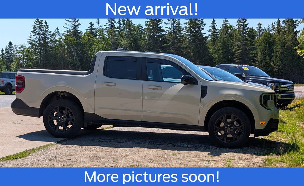 Desert Sand 2025 Ford Maverick Pickup Truck All-Wheel Drive 8-Speed Automatic