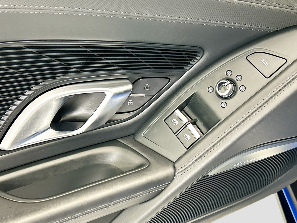 Thumbnail: 2021 Audi R8 - 20