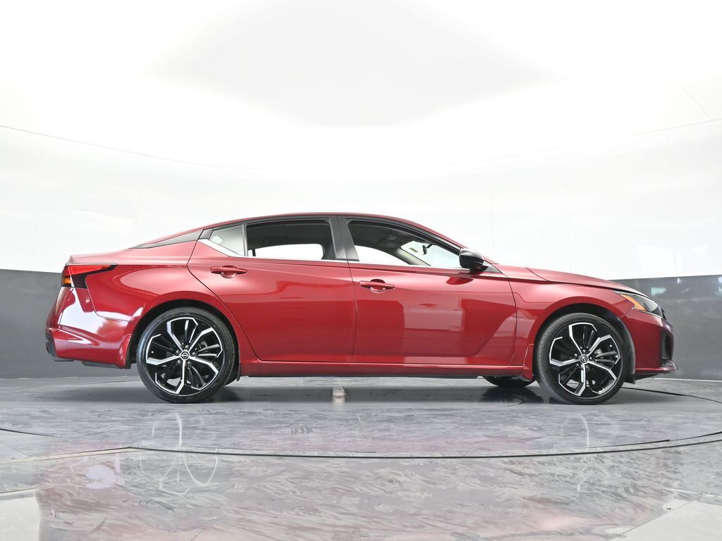 Used 2024 Scarlet Ember Nissan 2.5 SR image 60