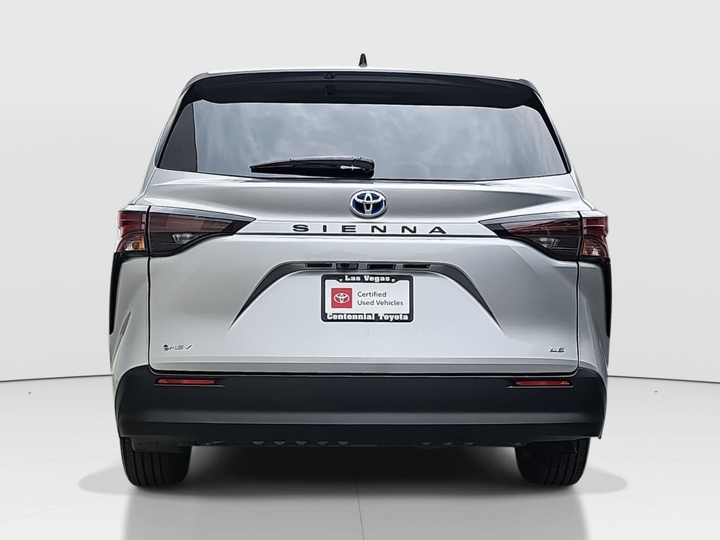 Used 2025 Toyota Sienna Van