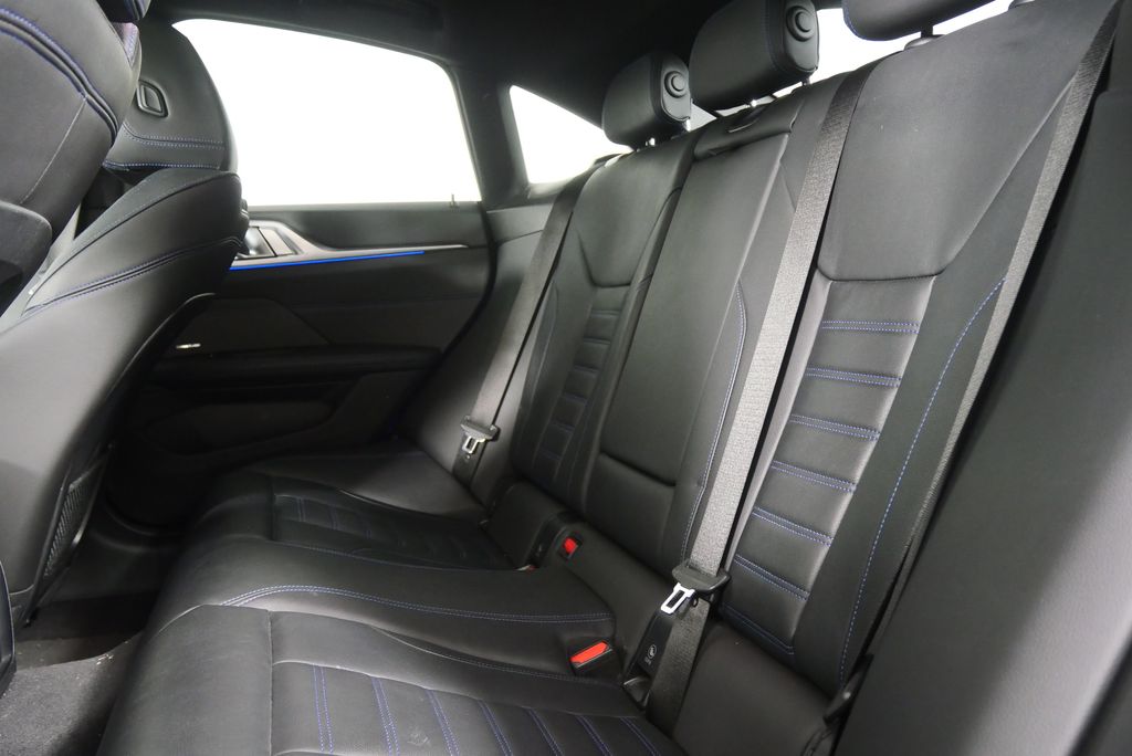 Thumbnail: 2022 BMW 4 Series - 15