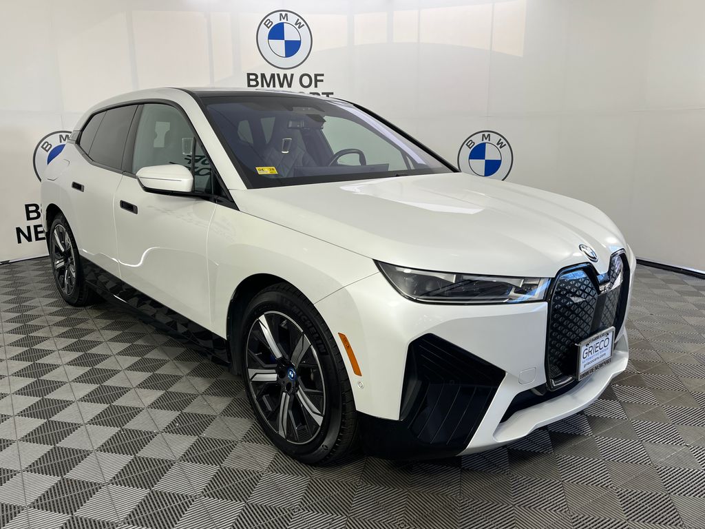 2023 BMW iX