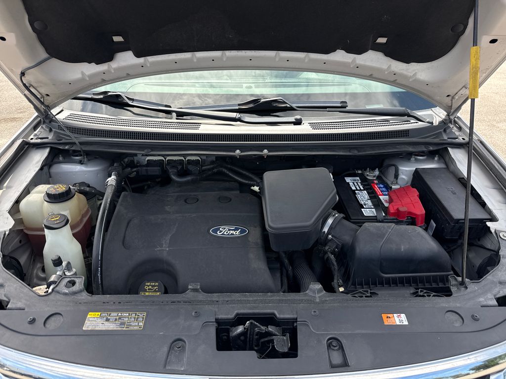 Used 2012 Silver Ford SEL image 22