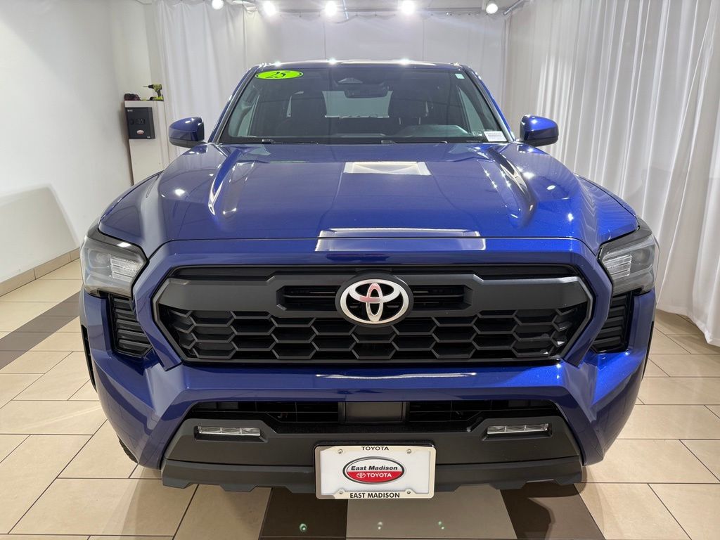 Thumbnail: 2024 Toyota Tacoma - 8