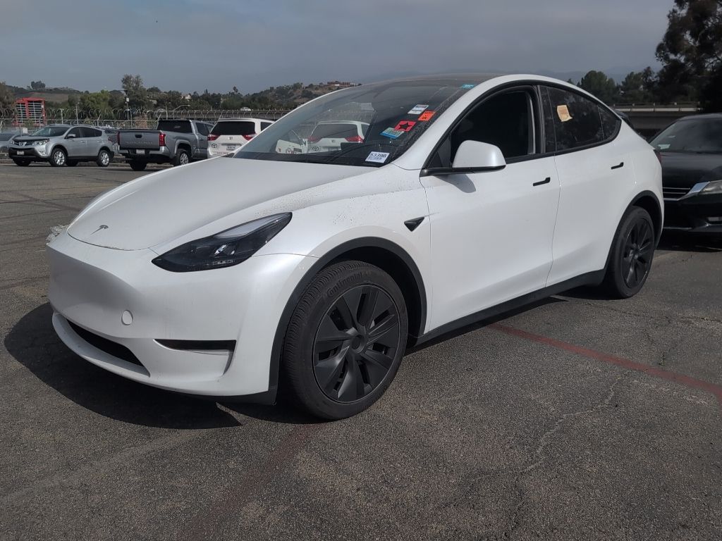 2024 Tesla Model Y Long Range Rear Wheel Drive's photo