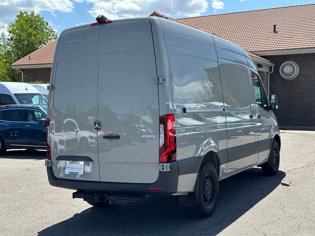 2024 Mercedes-Benz Sprinter 2500 Cargo 144 WB 5