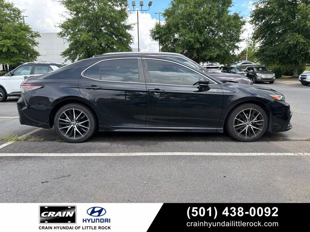 Midnight Black Metallic 2022 Toyota Camry Sedan Front-Wheel Drive 8-Speed Automatic