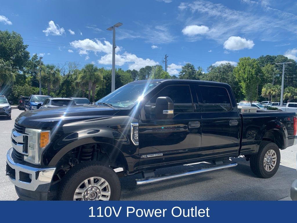 2017 Ford F-250 Super Duty XLT