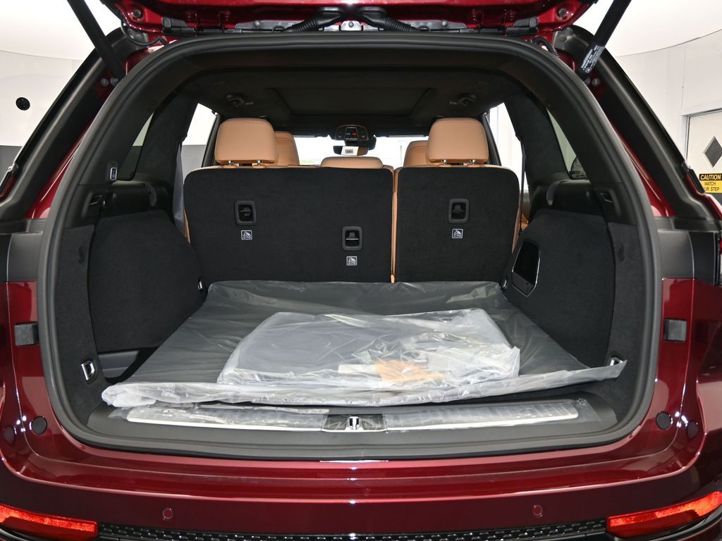 New 2025 Velvet Red Pearlcoat Jeep Summit Reserve image 39