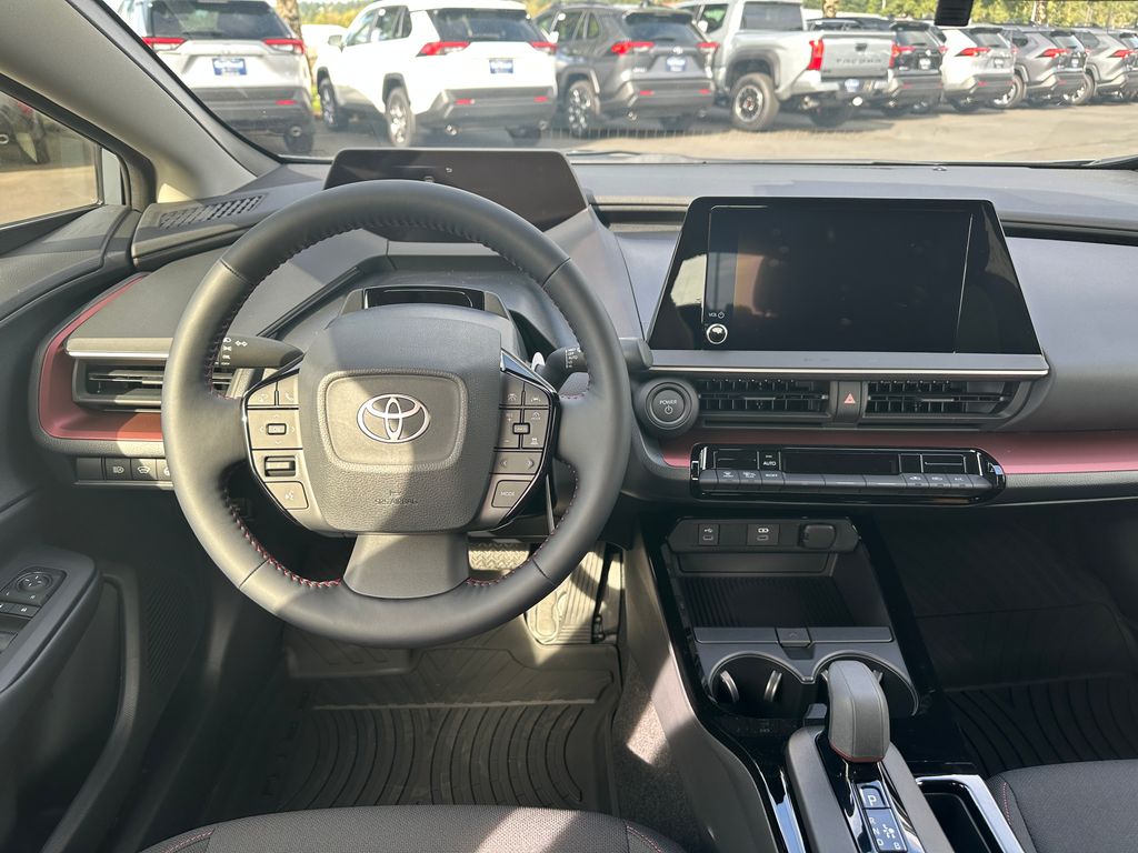 2026 Toyota Prius Plug-In Hybrid SE