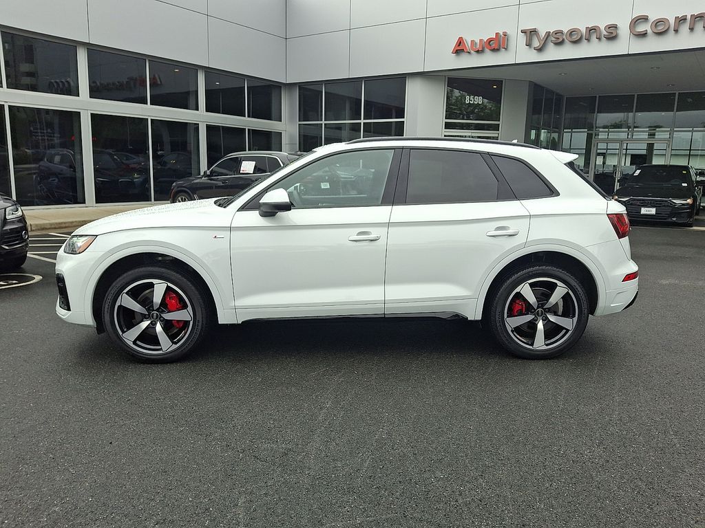 Thumbnail: 2024 Audi Q5 - 7