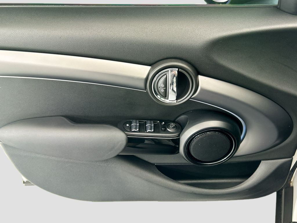 Thumbnail: 2024 MINI Cooper - 23