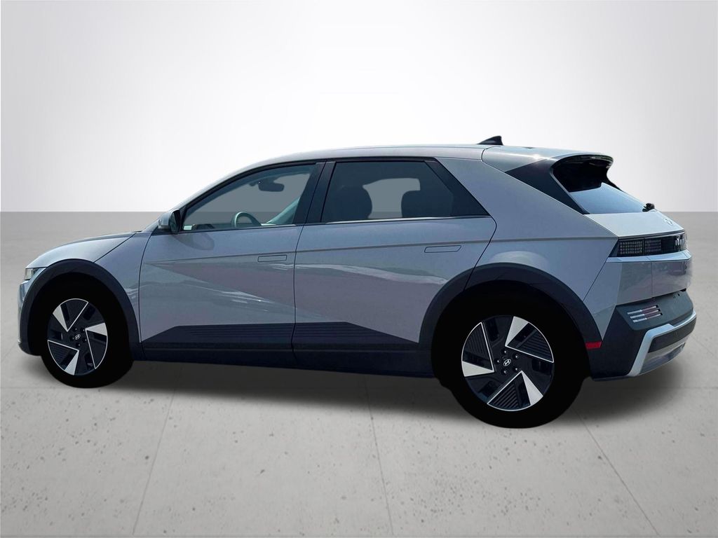 2025 Hyundai IONIQ 5 SE