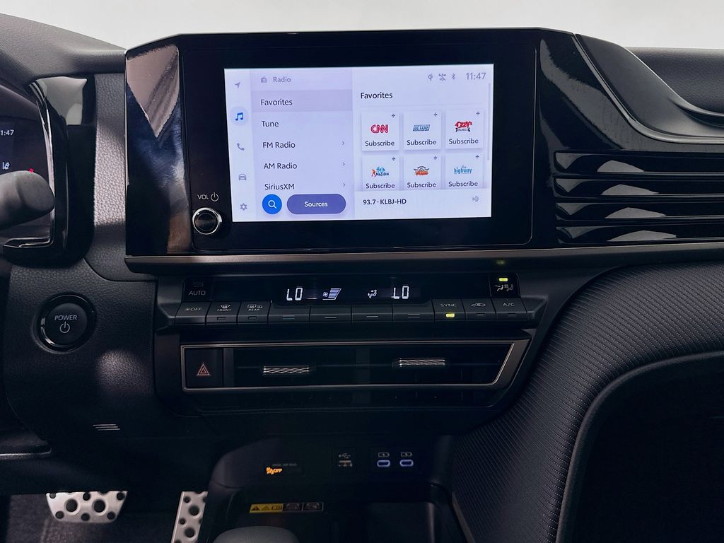 Thumbnail: 2025 Toyota Camry - 14