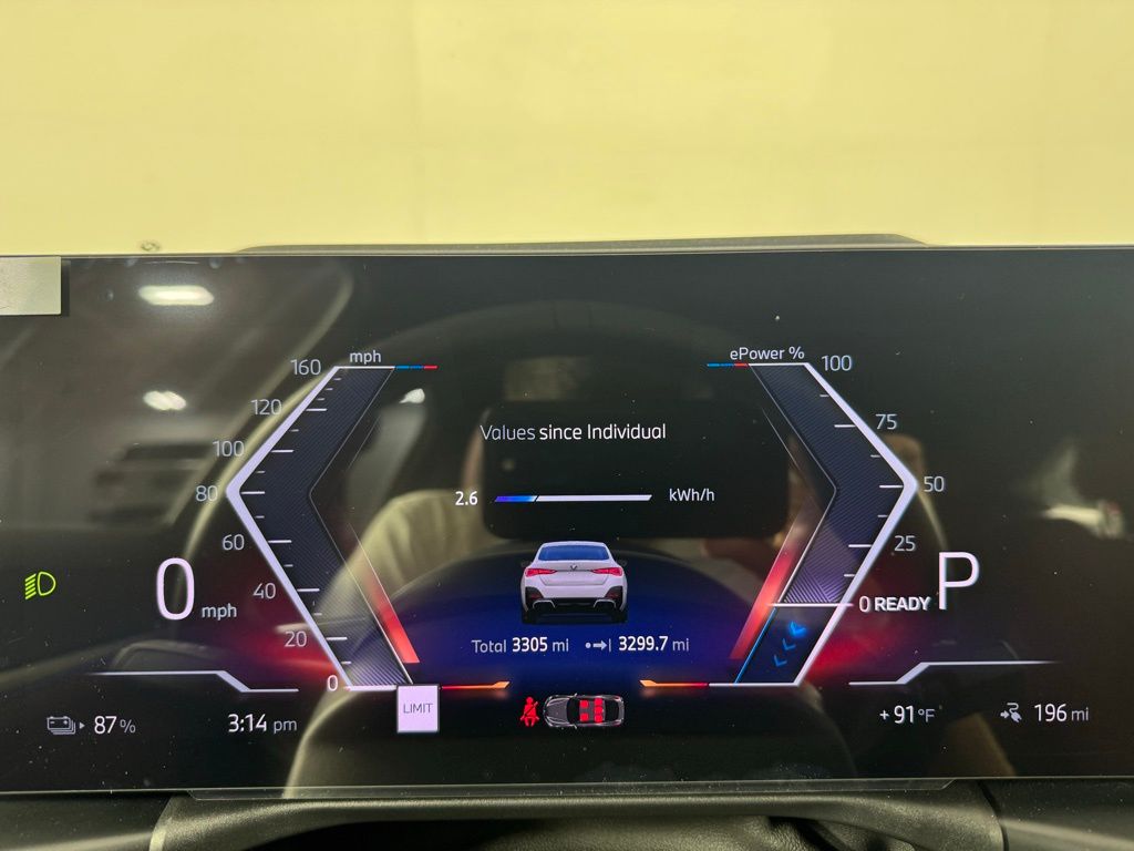 Thumbnail: 2025 BMW i4 - 15