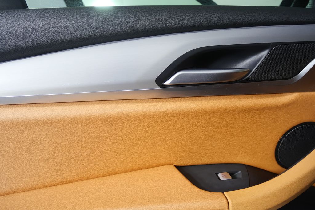 Thumbnail: 2023 BMW X3 - 14