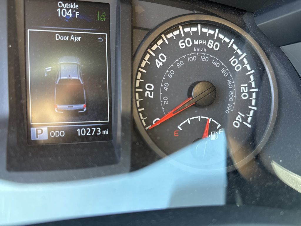 Thumbnail: 2022 Toyota Tacoma - 10