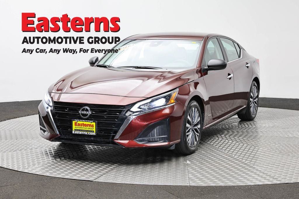 Garnet Pearl Metallic 2025 Nissan Altima Sedan Front-Wheel Drive Continuously Variable Transmission