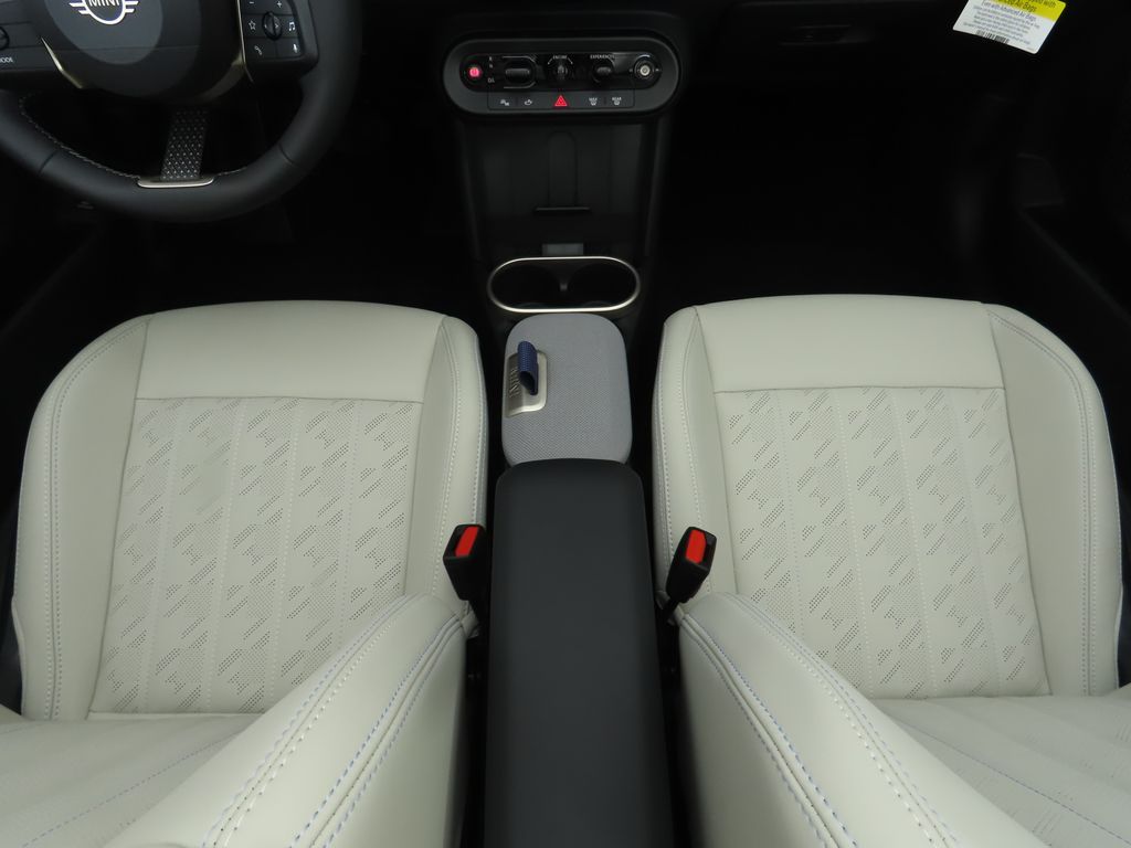 Thumbnail: 2026 MINI Cooper - 26