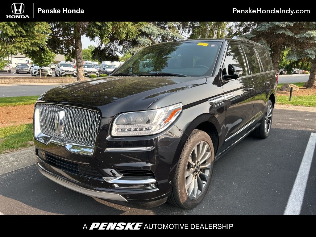 2020 Lincoln Navigator Reserve Hero Image
