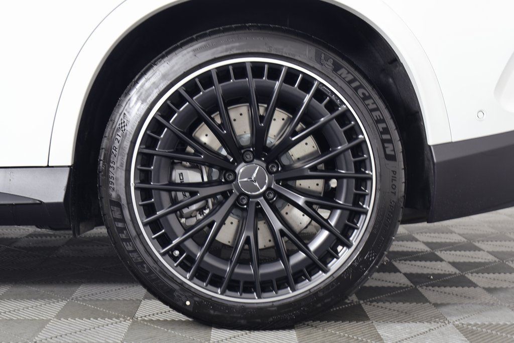 Thumbnail: 2026 Mercedes-Benz GLC - 10