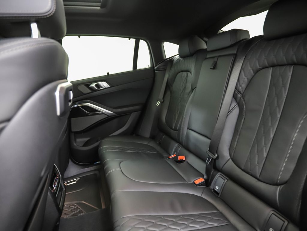 Thumbnail: 2026 BMW X6 - 22
