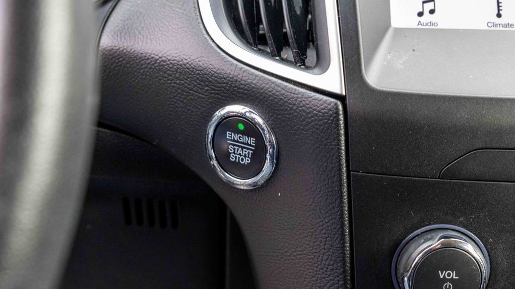 Used 2019 Ford Edge SEL 4D Sport Utility