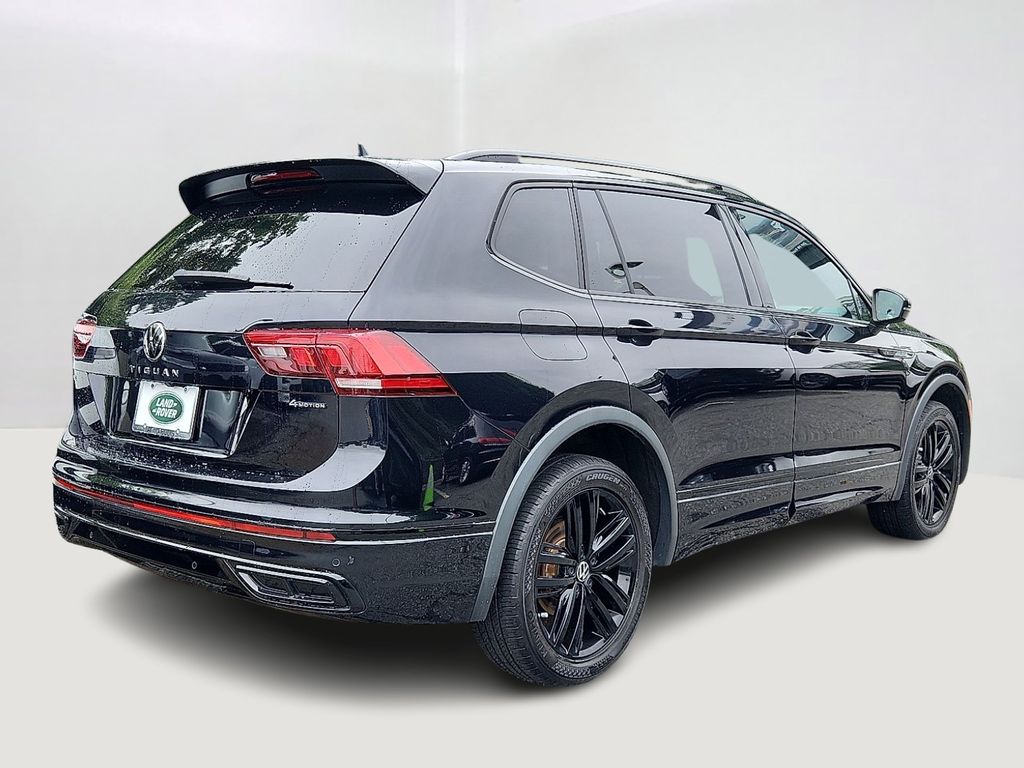 Thumbnail: 2022 Volkswagen Tiguan - 5