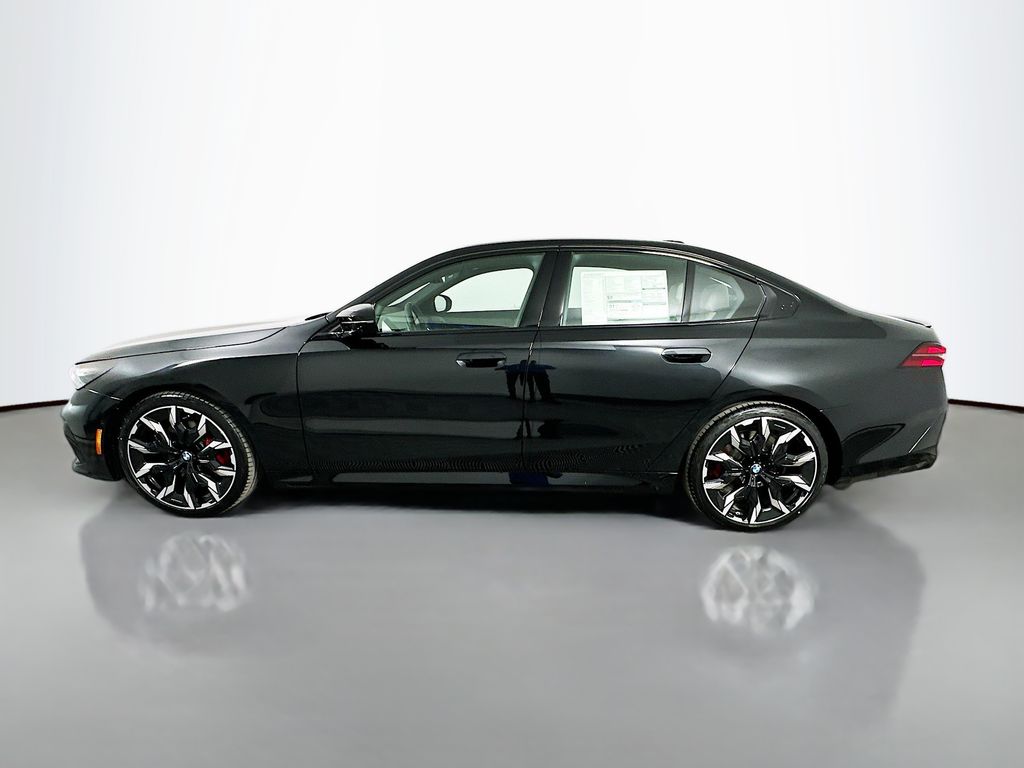 Thumbnail: 2026 BMW i5 - 8
