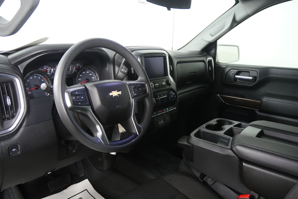 Thumbnail: 2020 Chevrolet Silverado 1500 - 13