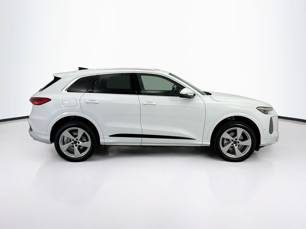 New 2026 White Audi Premium Plus image 4