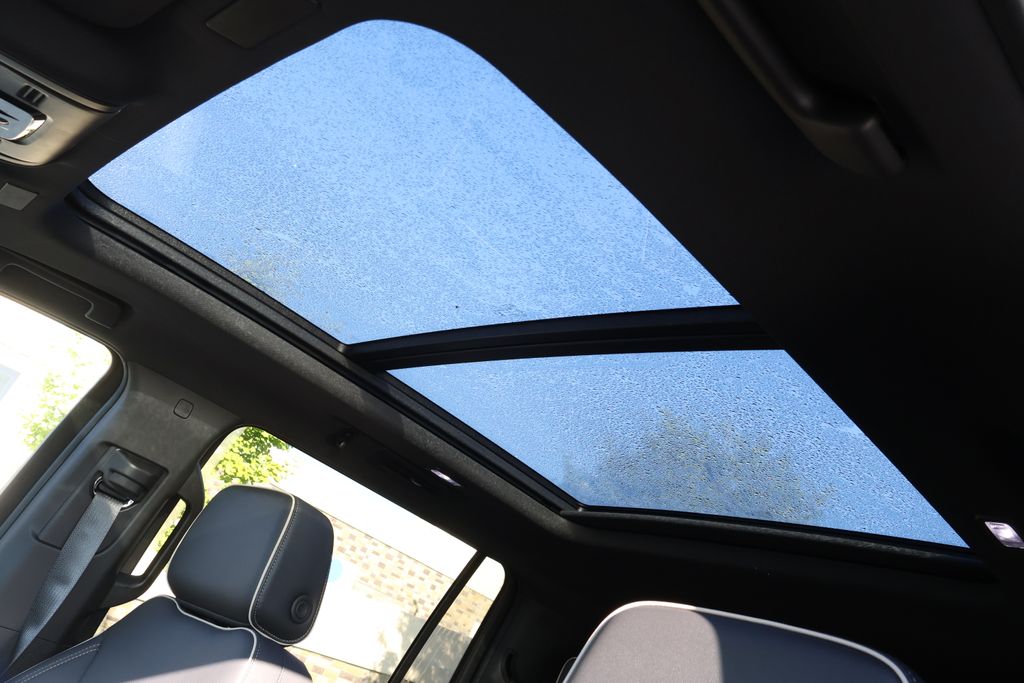 Thumbnail: 2026 Chevrolet Suburban - 17