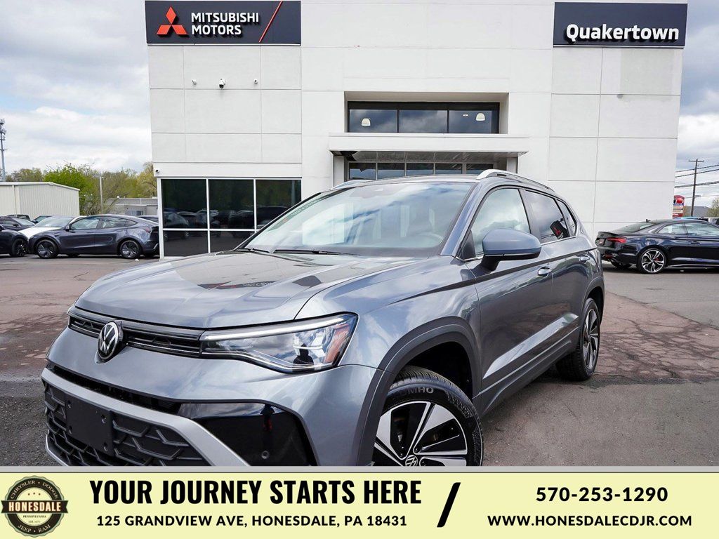 2025 Volkswagen Taos SE 4Motion