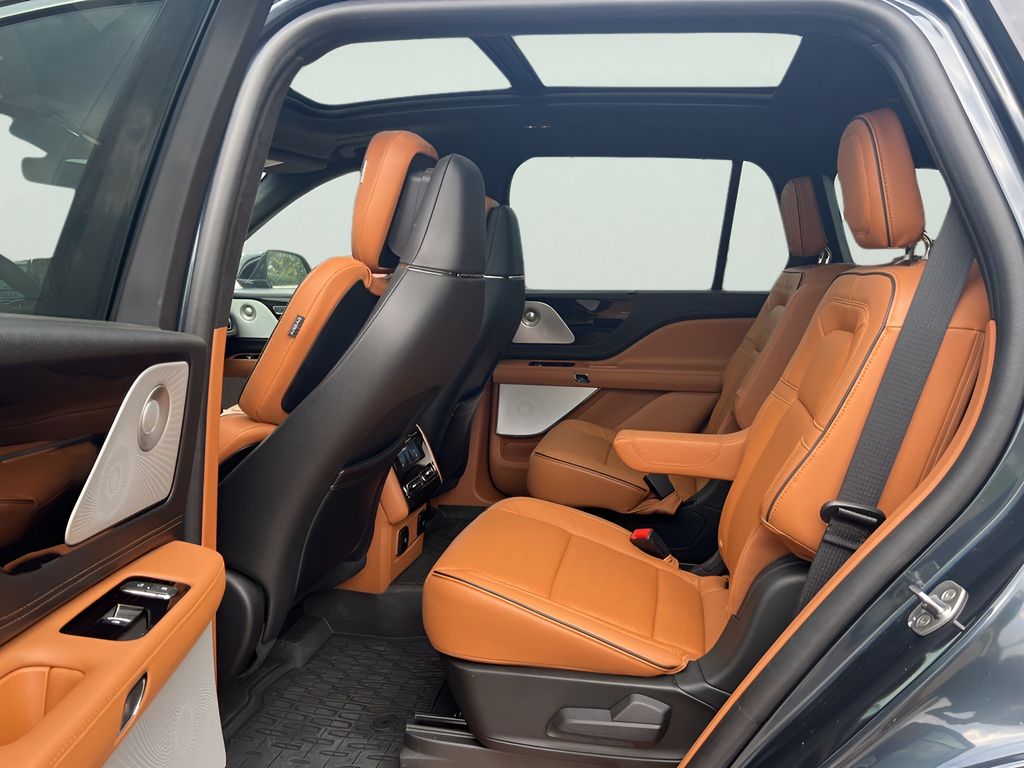 2023 Lincoln Aviator