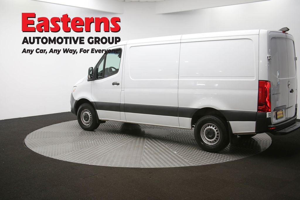 Used 2019 White Freightliner Base image 58