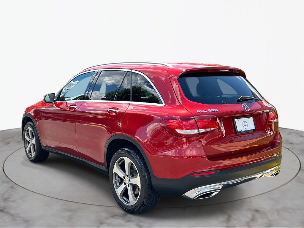 Thumbnail: 2016 Mercedes-Benz GLC - 11