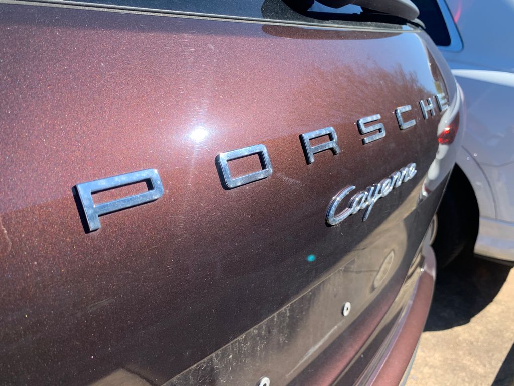 Thumbnail: 2017 Porsche Cayenne - 8