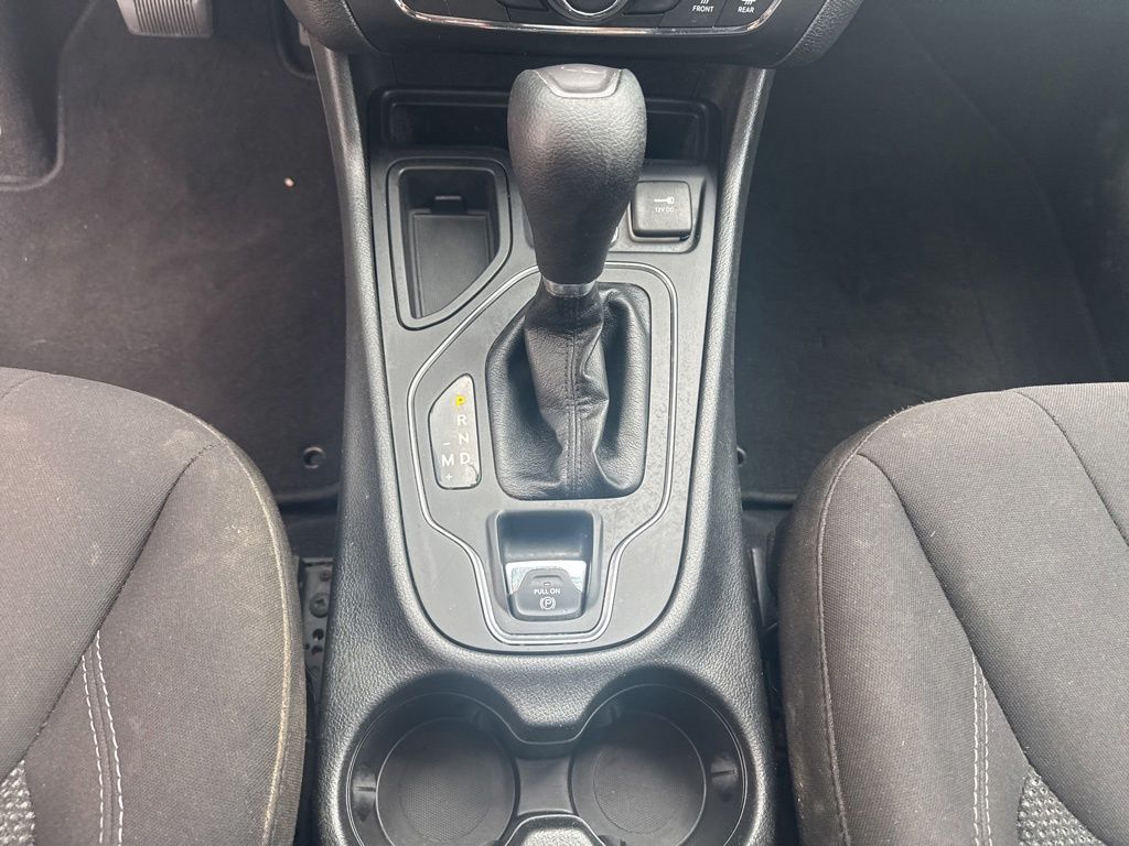 2021 Jeep Cherokee Latitude FWD