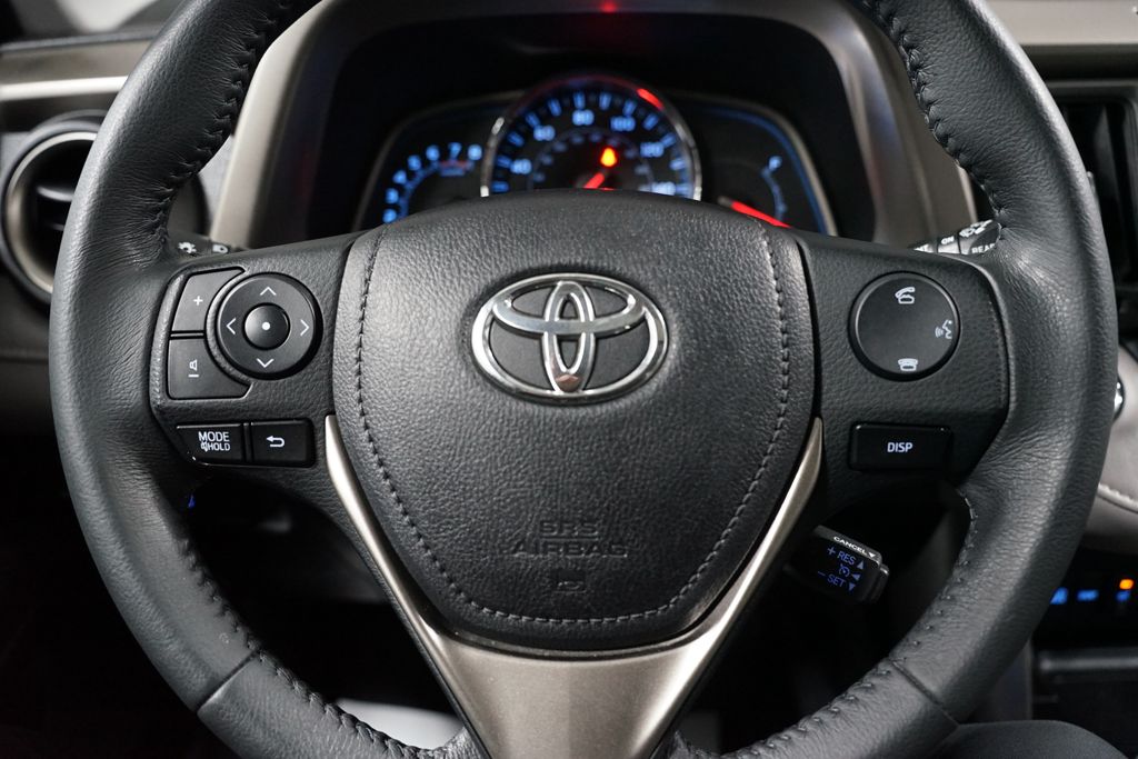 Thumbnail: 2014 Toyota RAV4 - 12