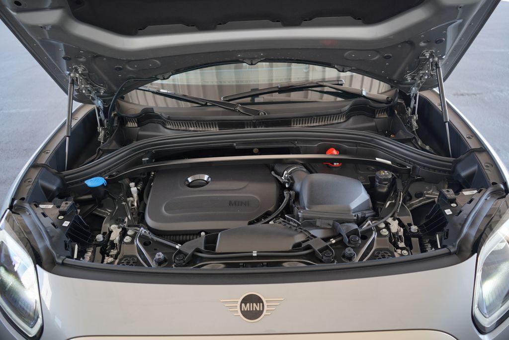 2025 MINI Cooper Countryman Signature 26